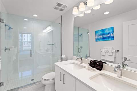 11500 Gulf Boulevard #202, St Petersburg FL - photo 13 of 17