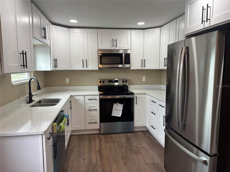 4 bedroom Single Family Residence at 518 Orange Street, Auburndale Heights, Auburndale — photo 4