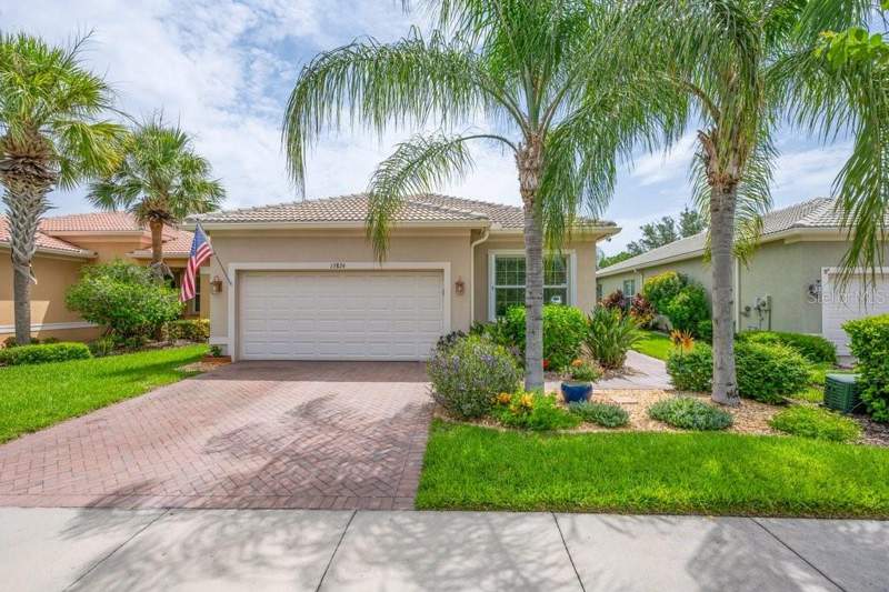 2 bedroom Single Family Residence at 15824 Amber Falls Drive, Valencia Lakes, Wimauma — photo 2