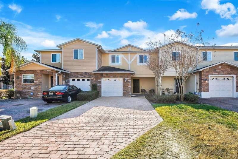 Villas At Cypress SpringsHomes for Sale in Orlando, FL