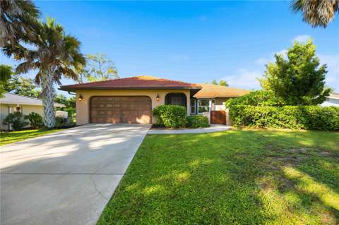2317 Goya Drive, Nokomis FL - photo 10 of 36