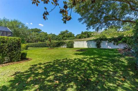 6115 Landings Boulevard, Lady Lake FL - photo 8 of 49