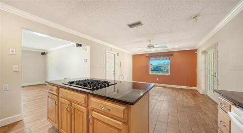 4090 Groveland Avenue, Sarasota FL - photo 10 of 24