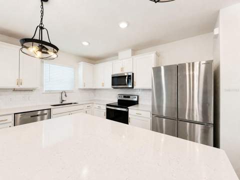 2092 Cross Prairie Parkway, Kissimmee FL - photo 9 of 44