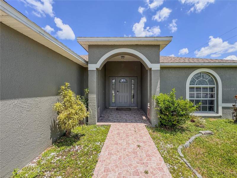 4 bedroom Single Family Residence at 601 Bobcat Lane, Poinciana Nbrhd 03 Village 03, Kissimmee — photo 4