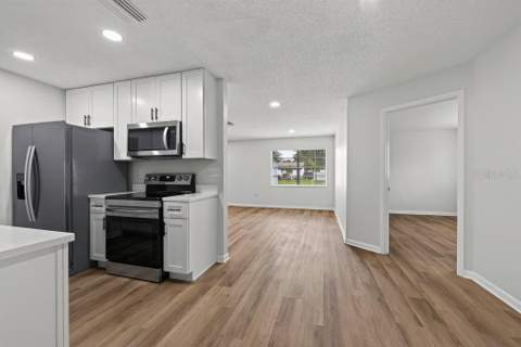 5662 103rd Avenue, Pinellas Park FL - photo 14 of 55