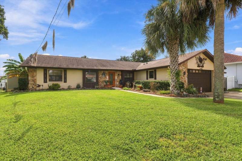 3 bedroom Single Family Residence at 9150 W Harbor Isle Court, Paradise Country Club Unit 03, Crystal River — photo 1