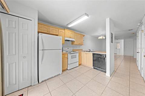 3078 Shingle Creek Court, Kissimmee FL - photo 13 of 31