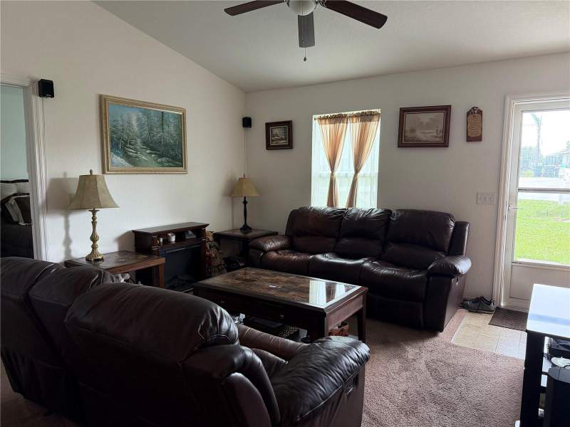 3 bedroom Single Family Residence at 16 Willow Run Drive, Silver Spgs Shores Un 17, Ocala — photo 5