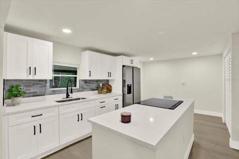 5801 Myrtle Lane, Tampa FL - photo 12 of 32