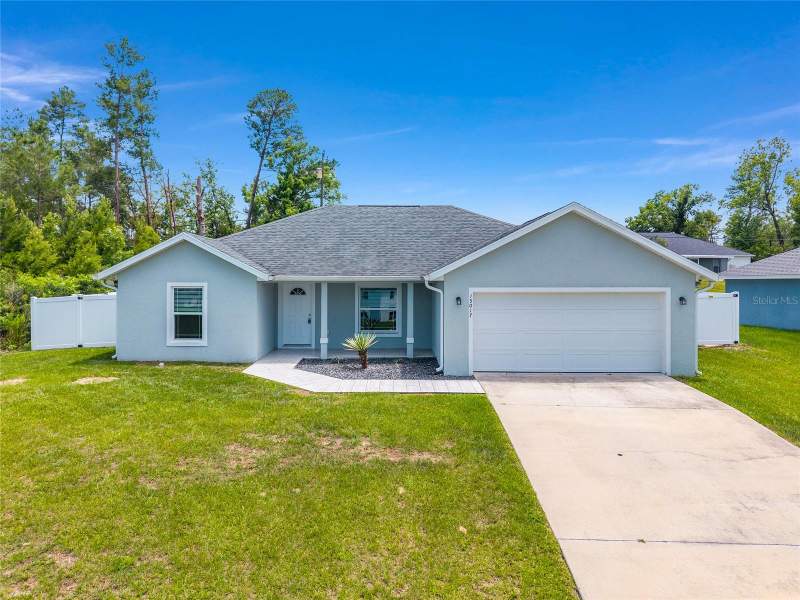 3 bedroom Single Family Residence at 15017 SW 46th Circle, Marion Oaks Un 01, Ocala — photo 2