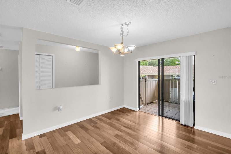 3 bedroom Villa at 120 Evelyn Court, East Lake Woodlands Cluster Homes, Oldsmar — photo 3