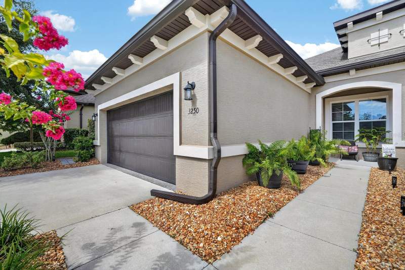 2 bedroom Half Duplex at 3250 Bailey Ann Drive, Halifax Plantation Sec P2 Un 2, Ormond Beach — photo 2