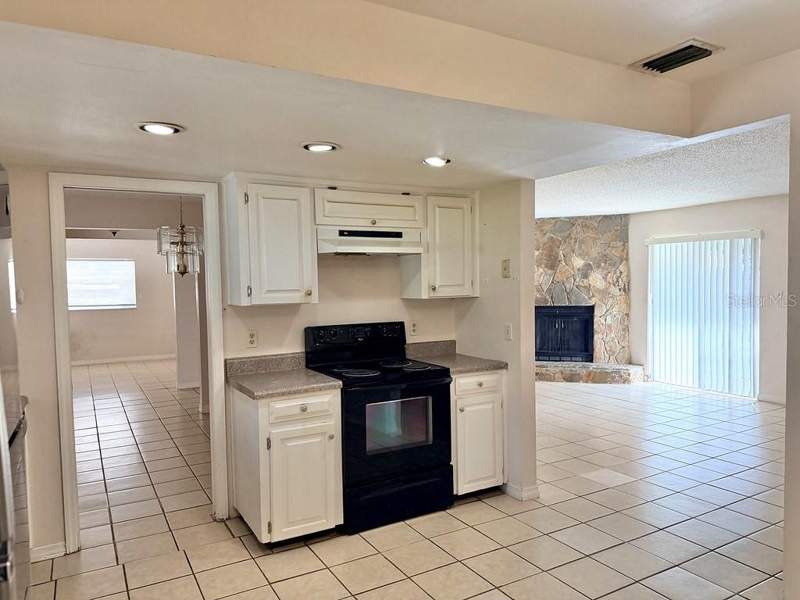 3 bedroom Single Family Residence at 2504 Canterclub Trail, Wekiva, Apopka — photo 3