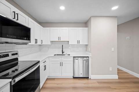 824 W 25th Street, Sanford FL - photo 6 of 6