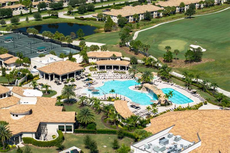 2 bedroom Condominium at 18008 Gawthrop Drive #402, Terrace Vii At Lakewood National Ph II, Bradenton — photo 3