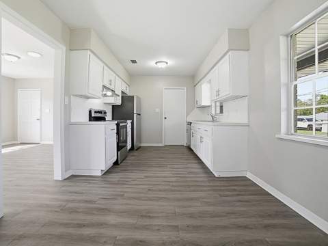 5 Oak Street, Yalaha FL - photo 10 of 29