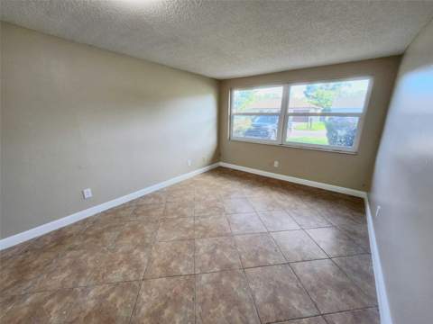 7146 Carmel Avenue, New Port Richey FL - photo 14 of 39