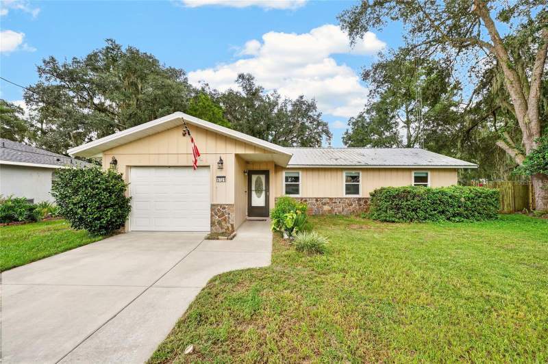 5721 NW 62ND AVENUE home for sale in Ocala Park Estate
