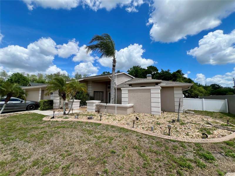3 bedroom Single Family Residence at 5810 Redhawk Drive, River Crossing, New Port Richey — photo 3