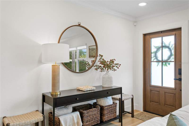 3 bedroom Single Family Residence at 154 45th Avenue, Crisp Manor, St Petersburg — photo 4