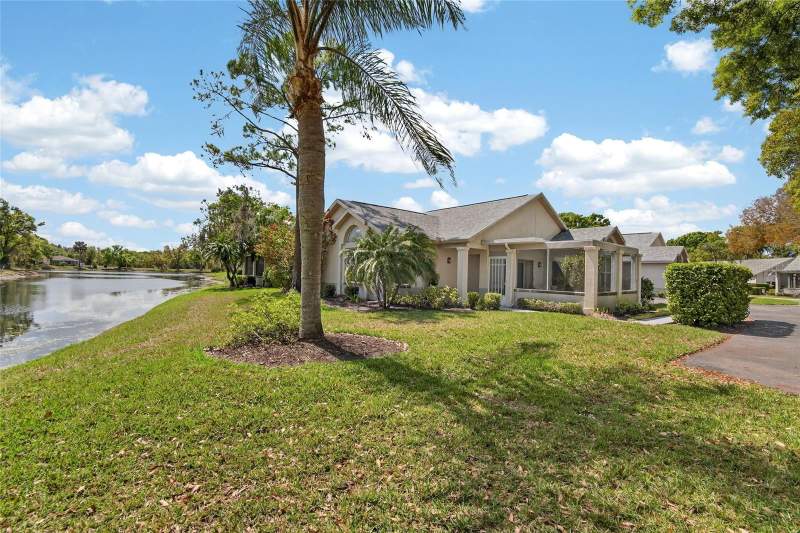 Fairway Palms A Condo