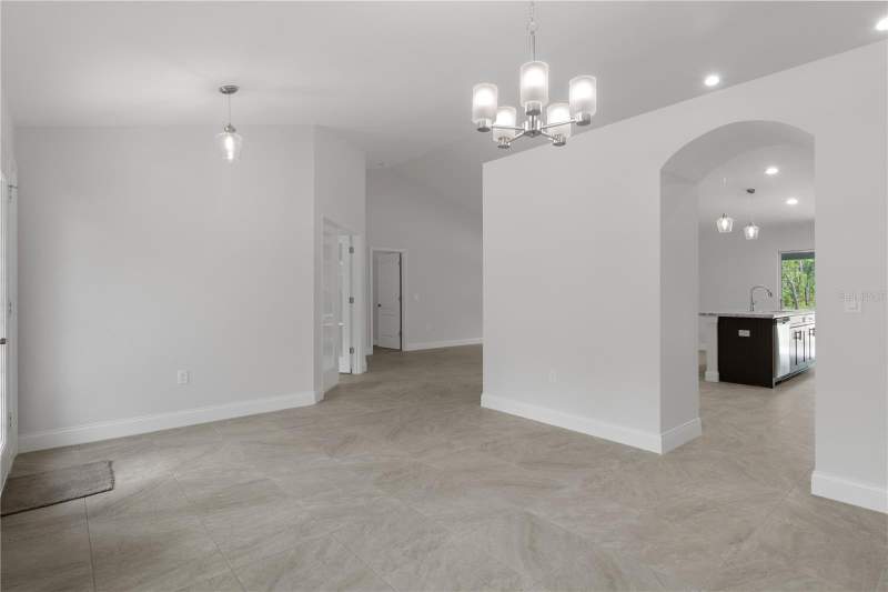3 bedroom Single Family Residence at 11367 Latchwood Avenue, Royal Highlands, Weeki Wachee — photo 2