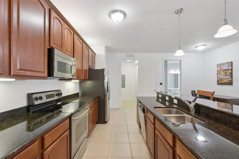 4816 Cayview Avenue #201, Orlando FL - photo 12 of 52
