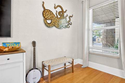 2705 N Poplar Avenue, Tampa FL - photo 14 of 54