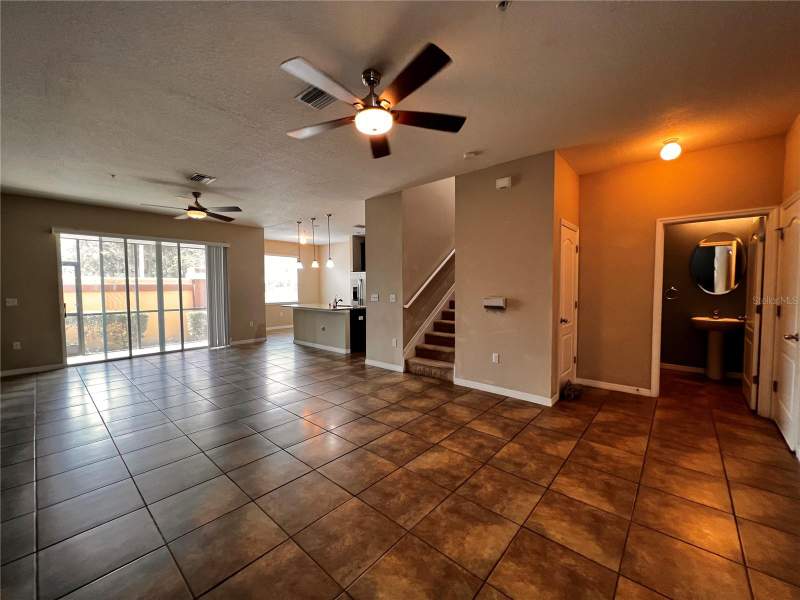 3 bedroom Townhouse at 8613 Andalucia Field Drive, Marbella Terrace Twnhms, Tampa — photo 5