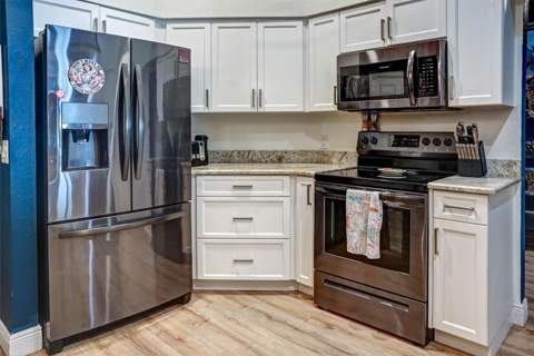 726 Calvert Avenue, Port Charlotte FL - photo 8 of 47