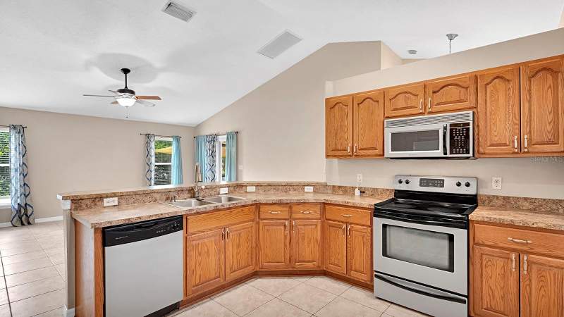 3 bedroom Single Family Residence at 1176 Perch Drive, New Eden On The Lakes, St Cloud — photo 5