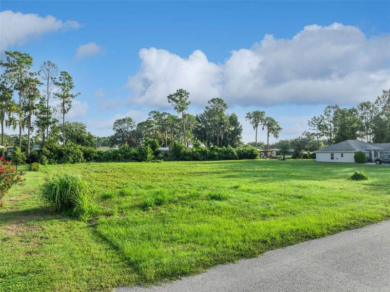 3 bedroom Single Family Residence at 12045 Eagle Point Court, Eagles Point Sub, Leesburg — photo 2