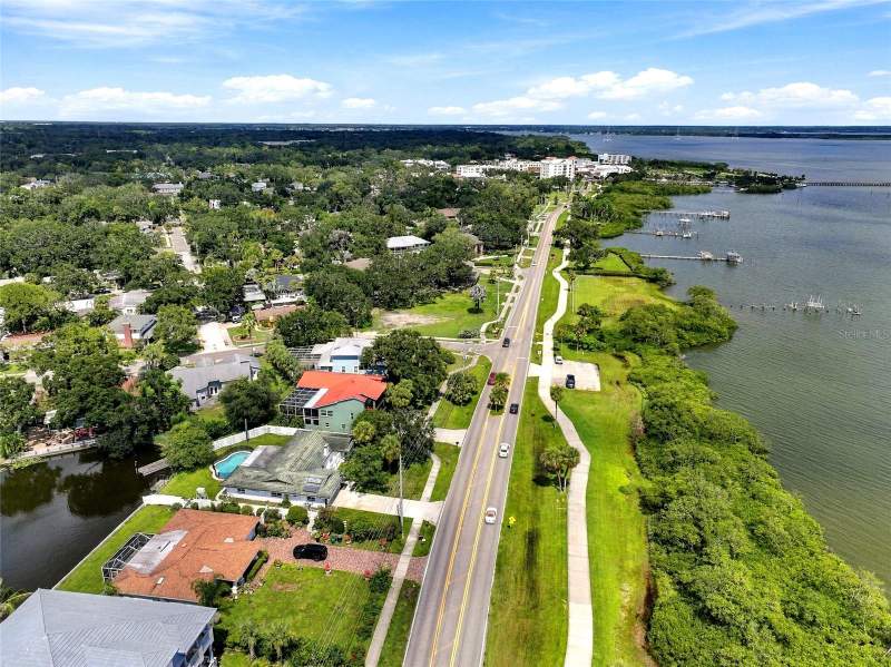 3 bedroom Single Family Residence at 725 S Bayshore Boulevard, Del Oro Shores, Safety Harbor — photo 4