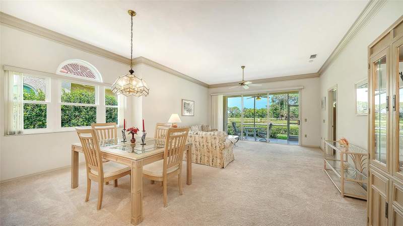 2 bedroom Villa at 3374 W Chelmsford Court #9, Chelmsford Close - The Meadows, Sarasota — photo 3