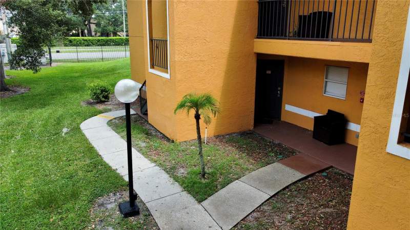 2 bedroom Condominium at 4548 Commander Drive #1412, Venetian Place, Orlando — photo 2