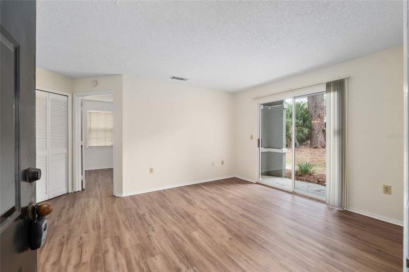 1 bedroom Condominium at 3705 SW 27th Street #412, Windsor Park At Gainesvil, Gainesville — photo 3