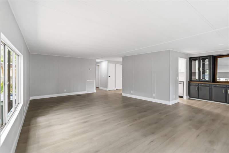 2 bedroom Mobile Home at 518 W Plantation Boulevard, Forest The, Lake Mary — photo 4