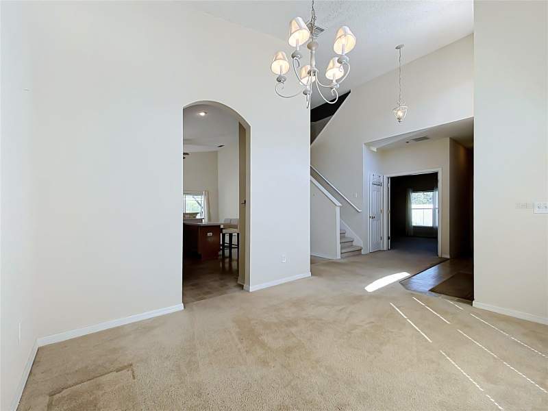 5 bedroom Single Family Residence at 750 Bloomingdale Drive, Hampton Estates, Davenport — photo 5