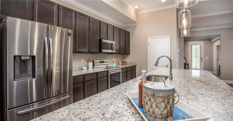 4 bedroom Single Family Residence at 902 Buckeye Drive, Reserves At Hammock Oaks, Lady Lake — photo 3
