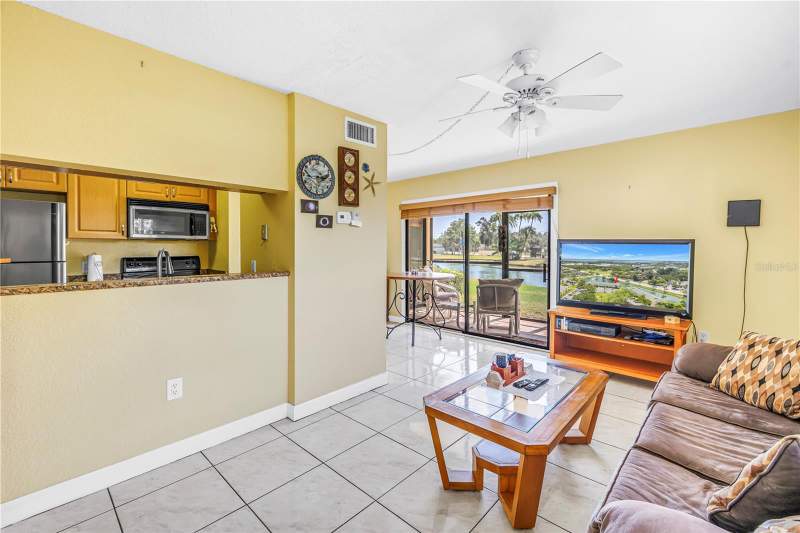 1 bedroom Condominium at 3001 58th Avenue #315, Arbor Grove Condo, St Petersburg — photo 5