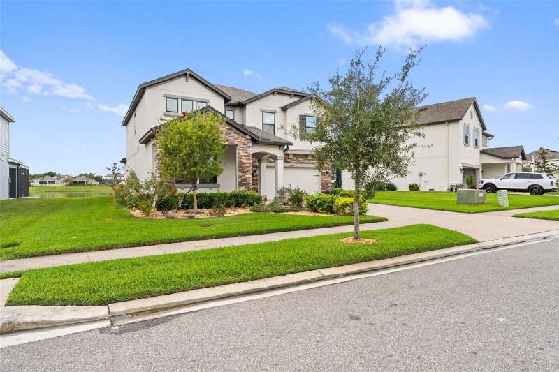 4 bedroom Single Family Residence at 31046 Parrot Reef Court, Epperson Ranch South Ph 2H-1, Wesley Chapel — photo 3