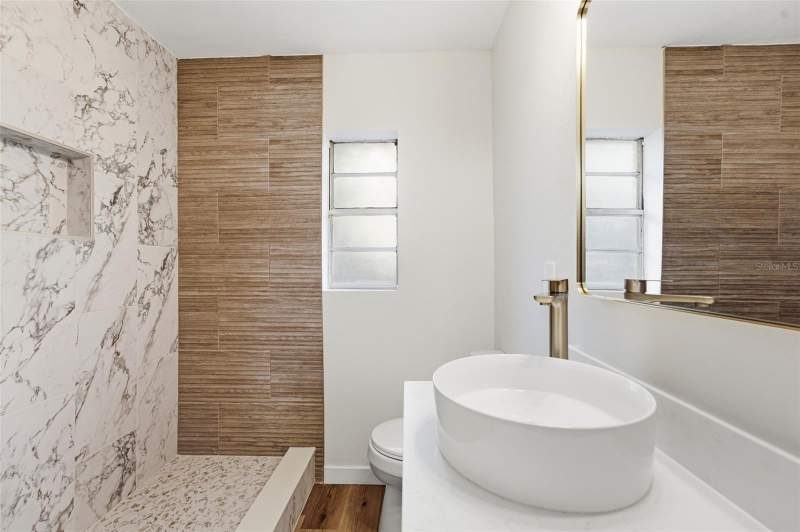 2 bedroom Single Family Residence at 2209 Cordova Drive, Highland Park Rep Of Blk 10, Sanford — photo 3