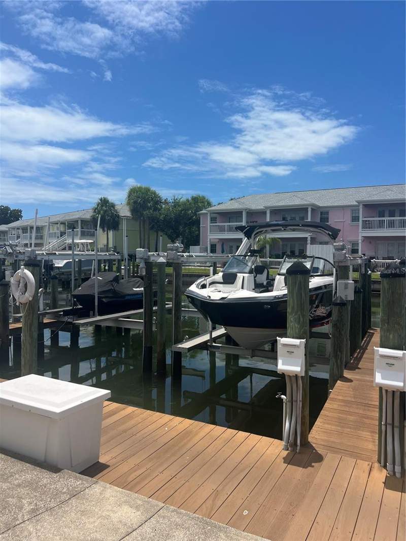  bedroom Dock-Rackominium at 00 COQUINA KEY DRIVE #107SS, WATERSIDE AT COQUINA KEY DOCK CONDO, ST PETERSBURG — photo 5