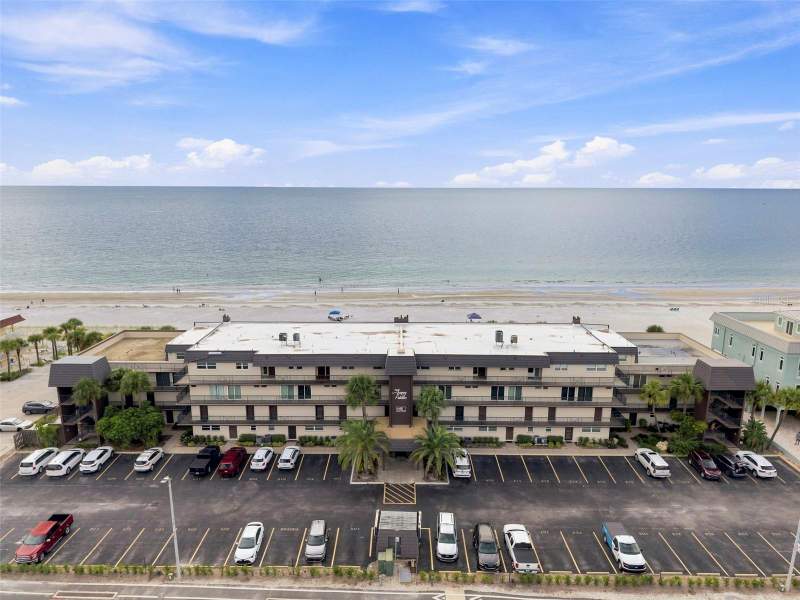 2 bedroom Condominium at 60 Gulf Boulevard #402, Happy Fiddler Condo The, Indian Rocks Beach — photo 1