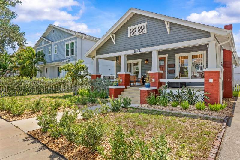 4 bedroom Single Family Residence at 211 S ALBANY AVENUE, OSCAWANA, TAMPA — photo 2