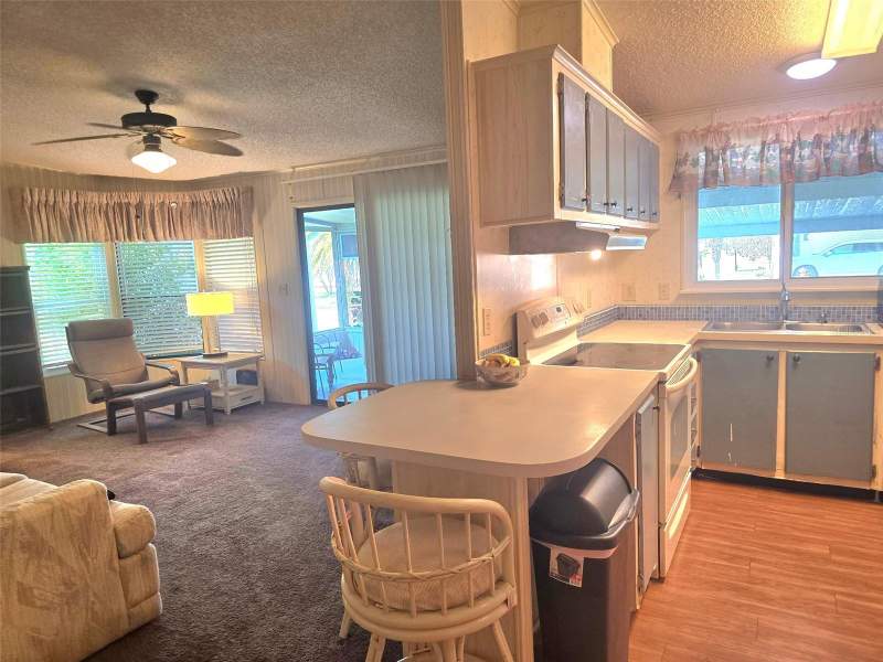 2 bedroom Manufactured Home at 379 Townbridge Drive, Sweetwater Golf & Tennis Club, Haines City — photo 5