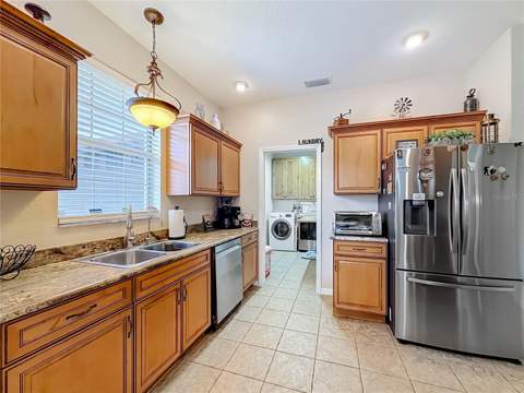 803 Crestview Circle, Wildwood FL - photo 16 of 52