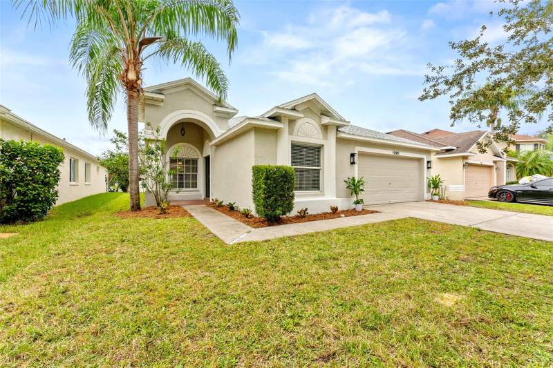 4 bedroom Single Family Residence at 19009 Fishermans Bend Drive, Heritage Harbor Village 17, Lutz — photo 4