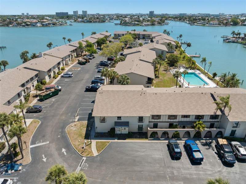 1 bedroom Condominium at 505 Plaza Seville Court #11, La Costa Brava Condo 1, Treasure Island — photo 2